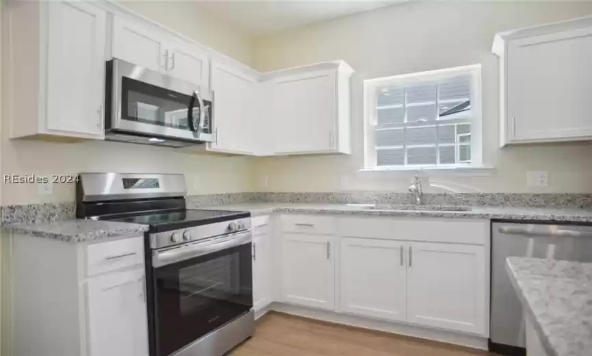 Beaufort, South Carolina 29906, 3 Bedrooms Bedrooms, ,2 BathroomsBathrooms,Residential,For Sale,442592