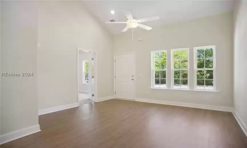 Beaufort, South Carolina 29906, 3 Bedrooms Bedrooms, ,2 BathroomsBathrooms,Residential,For Sale,442592
