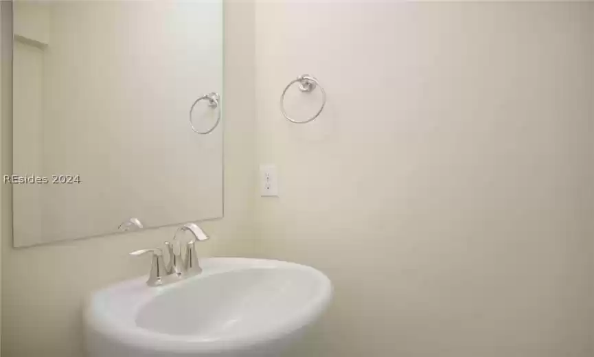Beaufort, South Carolina 29906, 3 Bedrooms Bedrooms, ,2 BathroomsBathrooms,Residential,For Sale,442592