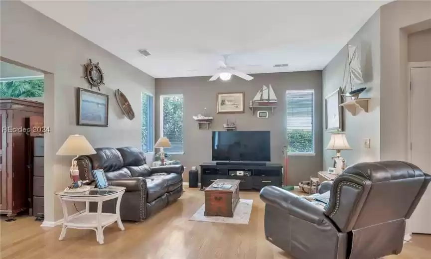 Bluffton, South Carolina 29909, 2 Bedrooms Bedrooms, ,2 BathroomsBathrooms,Residential,For Sale,442362