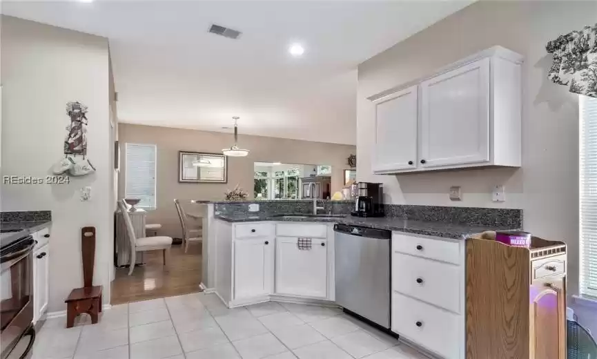 Bluffton, South Carolina 29909, 2 Bedrooms Bedrooms, ,2 BathroomsBathrooms,Residential,For Sale,442362