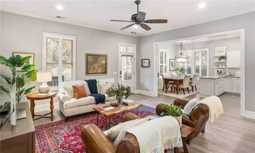 Beaufort, South Carolina 29907, 2 Bedrooms Bedrooms, ,2 BathroomsBathrooms,Residential,For Sale,442123