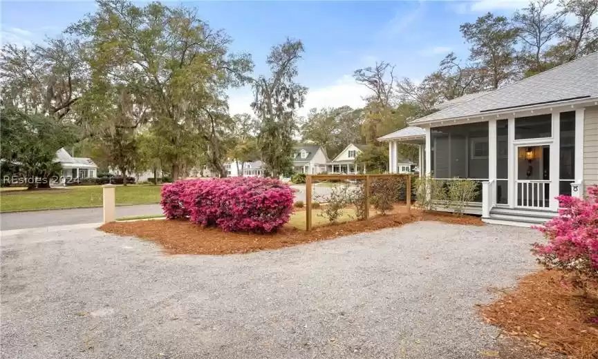 Beaufort, South Carolina 29907, 2 Bedrooms Bedrooms, ,2 BathroomsBathrooms,Residential,For Sale,442123