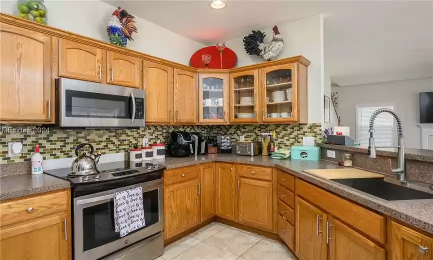 Bluffton, South Carolina 29910, 5 Bedrooms Bedrooms, ,3 BathroomsBathrooms,Residential,For Sale,442634