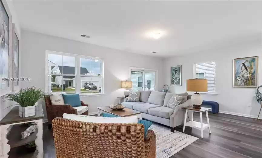 Hardeeville, South Carolina 29927, 4 Bedrooms Bedrooms, ,3 BathroomsBathrooms,Residential,For Sale,442612