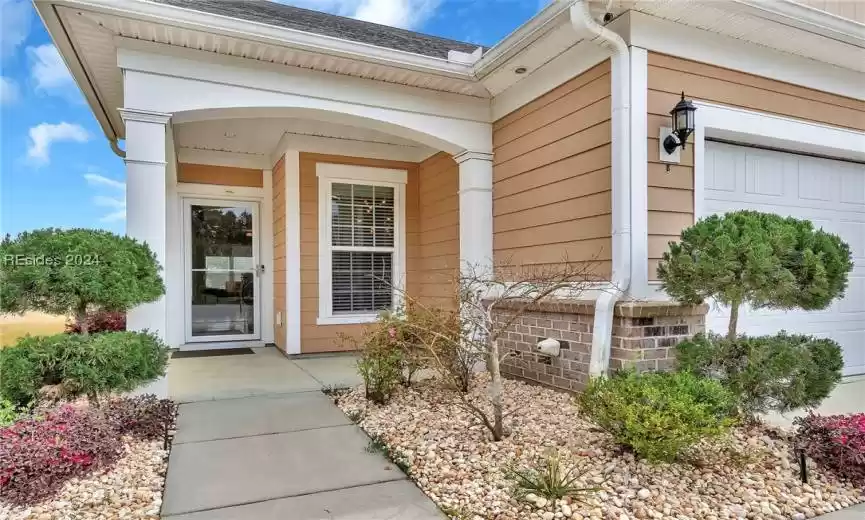 Bluffton, South Carolina 29909, 2 Bedrooms Bedrooms, ,2 BathroomsBathrooms,Residential,For Sale,442531
