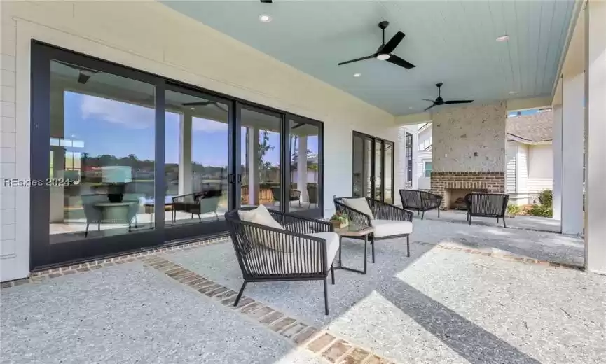 Bluffton, South Carolina 29910, 5 Bedrooms Bedrooms, ,5 BathroomsBathrooms,Residential,For Sale,442429