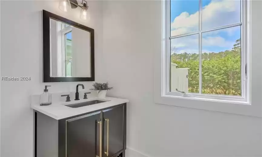 Bluffton, South Carolina 29910, 5 Bedrooms Bedrooms, ,5 BathroomsBathrooms,Residential,For Sale,442429