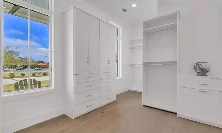 Bluffton, South Carolina 29910, 5 Bedrooms Bedrooms, ,5 BathroomsBathrooms,Residential,For Sale,442429