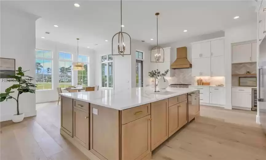 Bluffton, South Carolina 29910, 5 Bedrooms Bedrooms, ,5 BathroomsBathrooms,Residential,For Sale,442429
