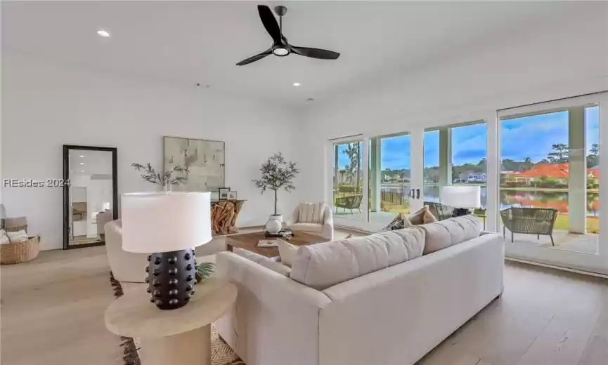 Bluffton, South Carolina 29910, 5 Bedrooms Bedrooms, ,5 BathroomsBathrooms,Residential,For Sale,442429