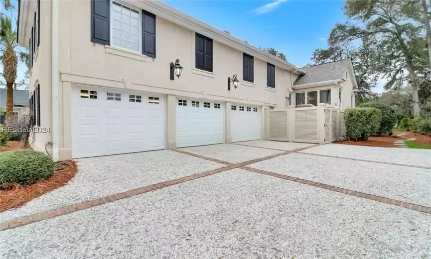 Bluffton, South Carolina 29910, 5 Bedrooms Bedrooms, ,5 BathroomsBathrooms,Residential,For Sale,442131