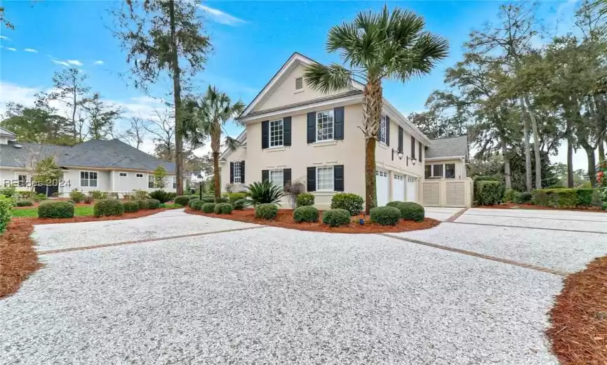 Bluffton, South Carolina 29910, 5 Bedrooms Bedrooms, ,5 BathroomsBathrooms,Residential,For Sale,442131
