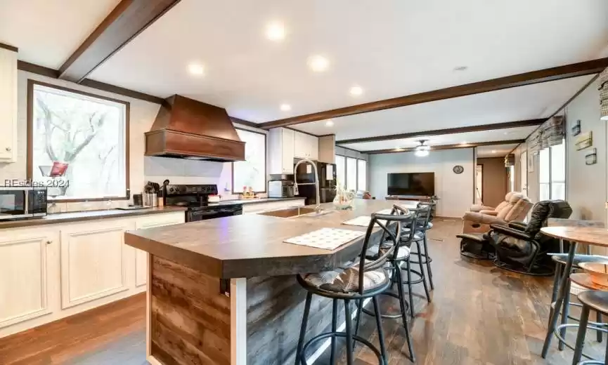 Saint Helena Island, South Carolina 29920, 3 Bedrooms Bedrooms, ,2 BathroomsBathrooms,Residential,For Sale,442546