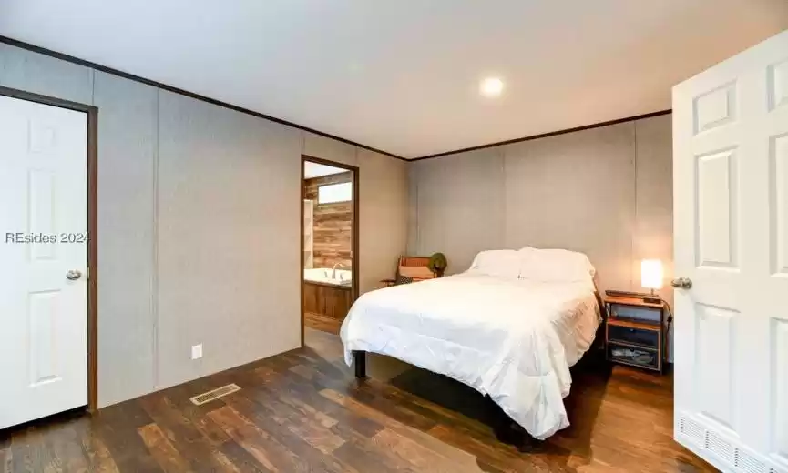 Saint Helena Island, South Carolina 29920, 3 Bedrooms Bedrooms, ,2 BathroomsBathrooms,Residential,For Sale,442546