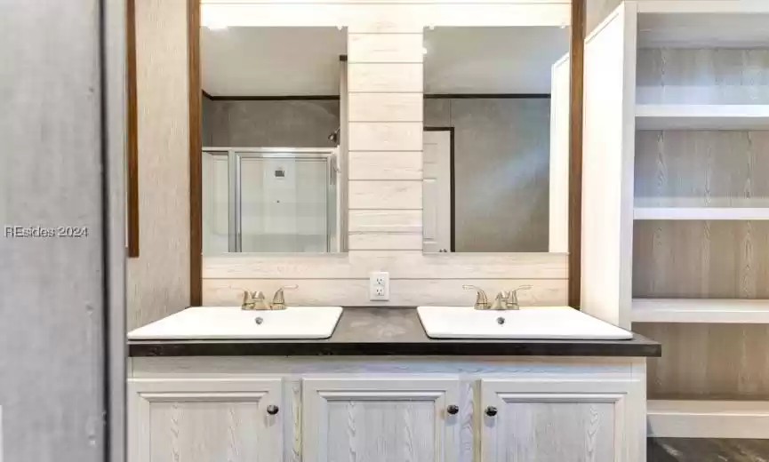 Saint Helena Island, South Carolina 29920, 3 Bedrooms Bedrooms, ,2 BathroomsBathrooms,Residential,For Sale,442546