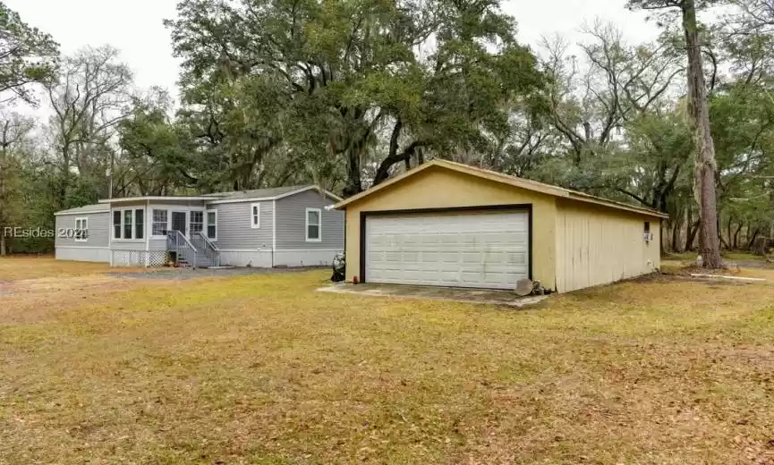 Saint Helena Island, South Carolina 29920, 3 Bedrooms Bedrooms, ,2 BathroomsBathrooms,Residential,For Sale,442546