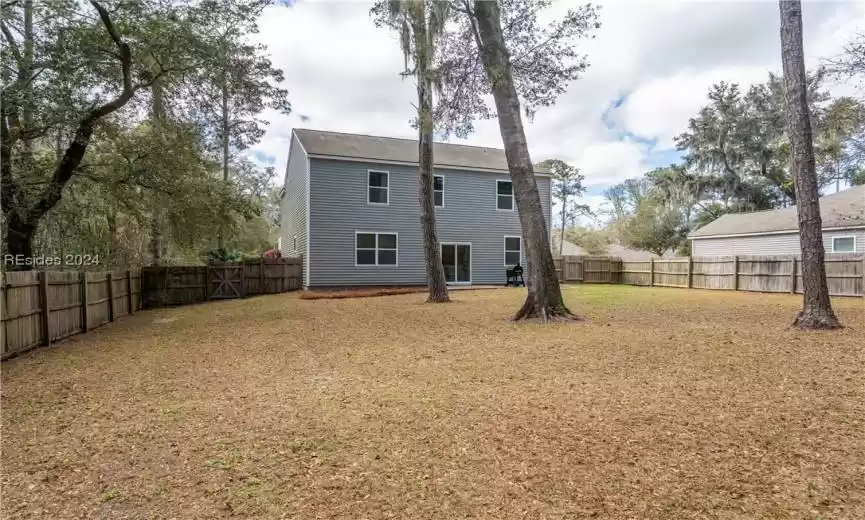 Beaufort, South Carolina 29907, 4 Bedrooms Bedrooms, ,2 BathroomsBathrooms,Residential,For Sale,442666