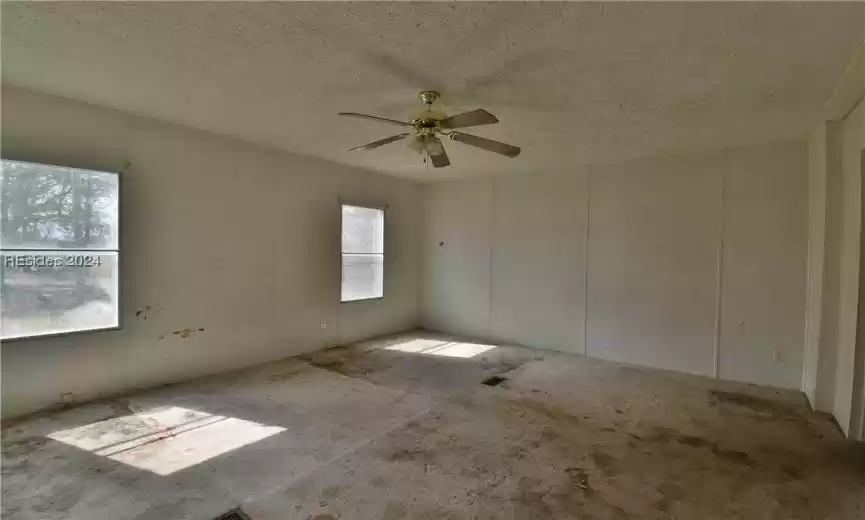 Varnville, South Carolina 29944, 4 Bedrooms Bedrooms, ,2 BathroomsBathrooms,Residential,For Sale,442662
