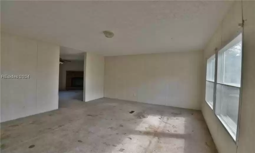 Varnville, South Carolina 29944, 4 Bedrooms Bedrooms, ,2 BathroomsBathrooms,Residential,For Sale,442662