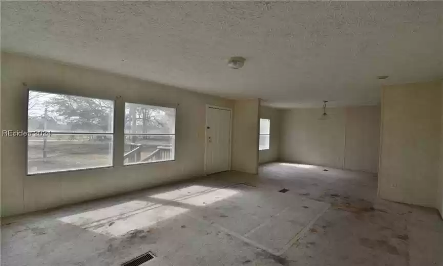 Varnville, South Carolina 29944, 4 Bedrooms Bedrooms, ,2 BathroomsBathrooms,Residential,For Sale,442662