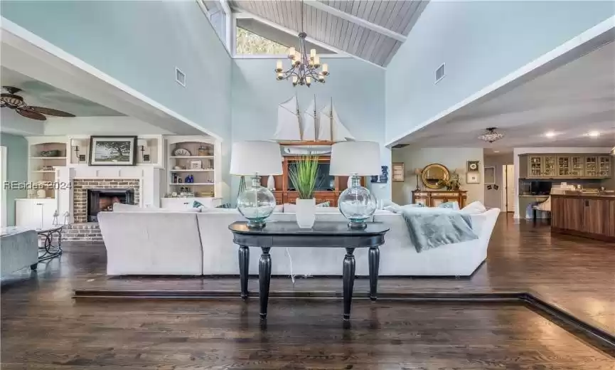 Hilton Head Island, South Carolina 29926, 4 Bedrooms Bedrooms, ,3 BathroomsBathrooms,Residential,For Sale,442144