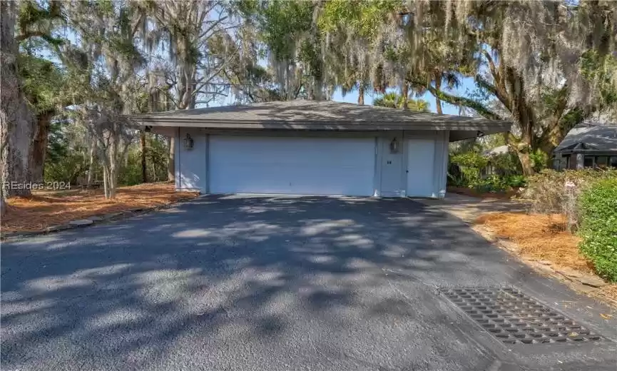 Hilton Head Island, South Carolina 29926, 4 Bedrooms Bedrooms, ,3 BathroomsBathrooms,Residential,For Sale,442144