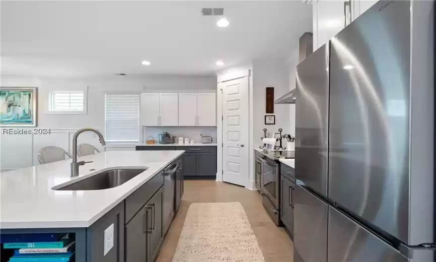 Hilton Head Island, South Carolina 29926, 4 Bedrooms Bedrooms, ,3 BathroomsBathrooms,Residential,For Sale,442682
