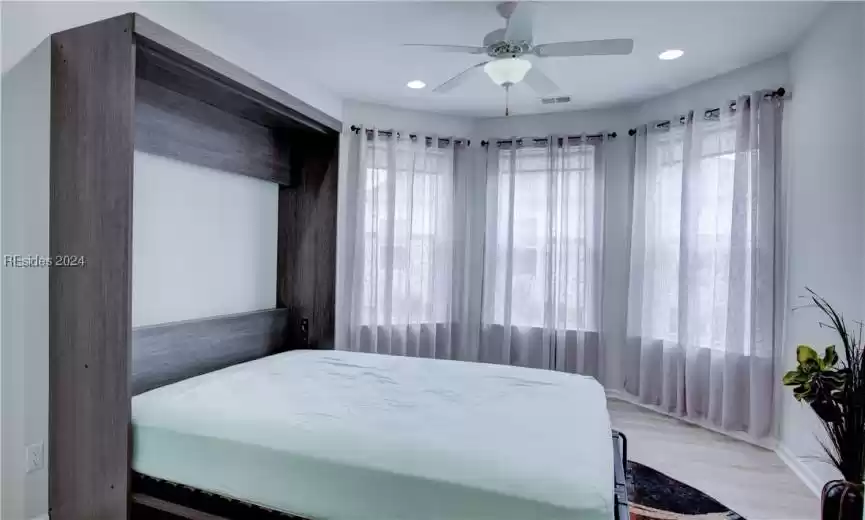 Murphy Bed