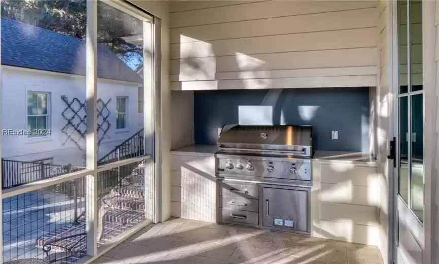Bluffton, South Carolina 29909, 4 Bedrooms Bedrooms, ,4 BathroomsBathrooms,Residential,For Sale,442426
