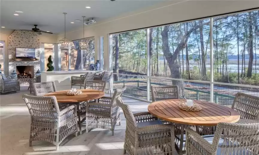 Bluffton, South Carolina 29909, 4 Bedrooms Bedrooms, ,4 BathroomsBathrooms,Residential,For Sale,442426