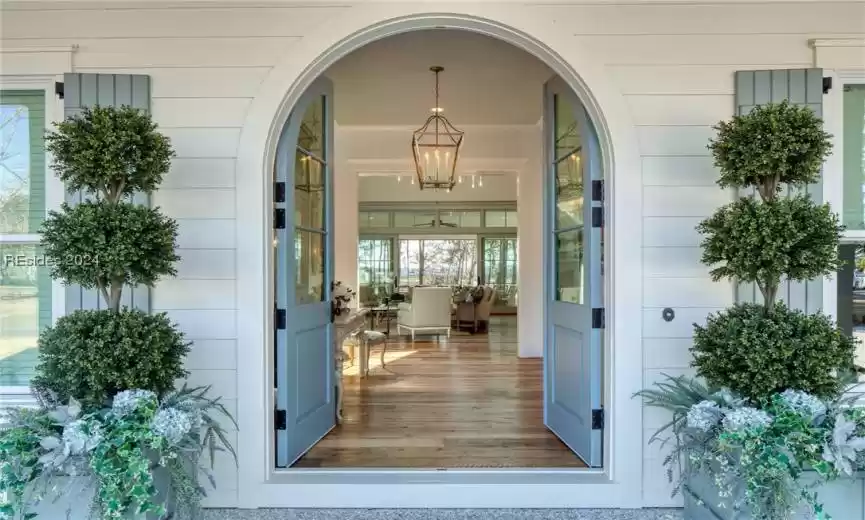 Bluffton, South Carolina 29909, 4 Bedrooms Bedrooms, ,4 BathroomsBathrooms,Residential,For Sale,442426