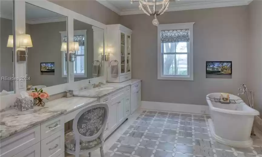 Bluffton, South Carolina 29909, 4 Bedrooms Bedrooms, ,4 BathroomsBathrooms,Residential,For Sale,442426