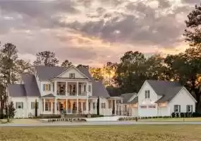 Bluffton, South Carolina 29909, 4 Bedrooms Bedrooms, ,4 BathroomsBathrooms,Residential,For Sale,442426