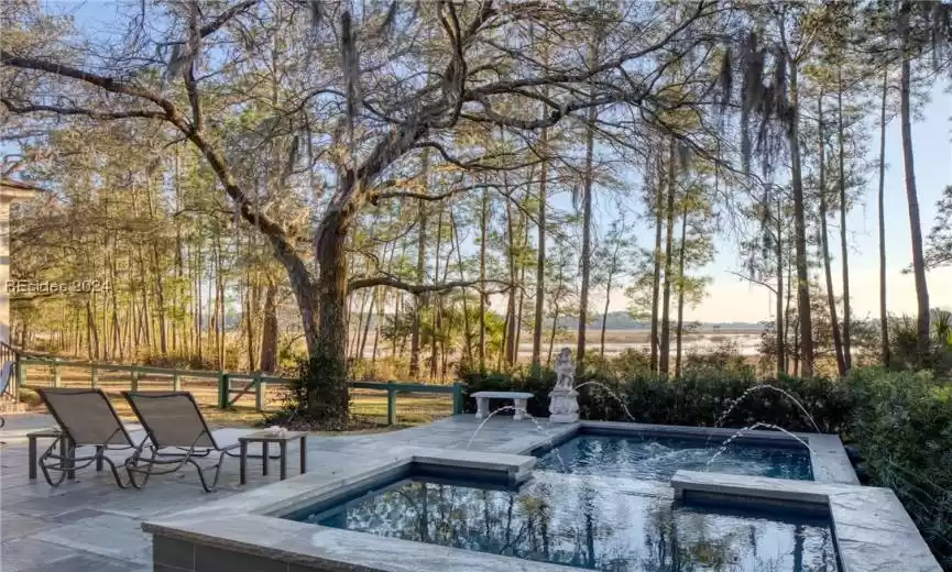Bluffton, South Carolina 29909, 4 Bedrooms Bedrooms, ,4 BathroomsBathrooms,Residential,For Sale,442426