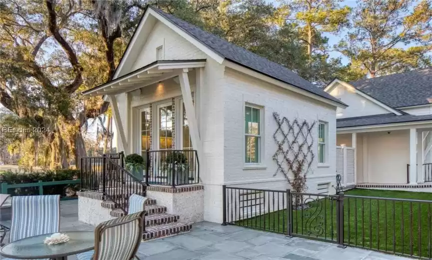 Bluffton, South Carolina 29909, 4 Bedrooms Bedrooms, ,4 BathroomsBathrooms,Residential,For Sale,442426