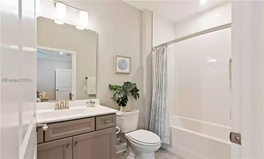 Bluffton, South Carolina 29909, 3 Bedrooms Bedrooms, ,3 BathroomsBathrooms,Residential,For Sale,442629