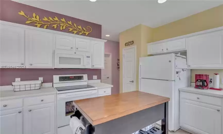 Bluffton, South Carolina 29909, 2 Bedrooms Bedrooms, ,2 BathroomsBathrooms,Residential,For Sale,442197