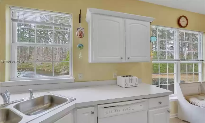 Bluffton, South Carolina 29909, 2 Bedrooms Bedrooms, ,2 BathroomsBathrooms,Residential,For Sale,442197