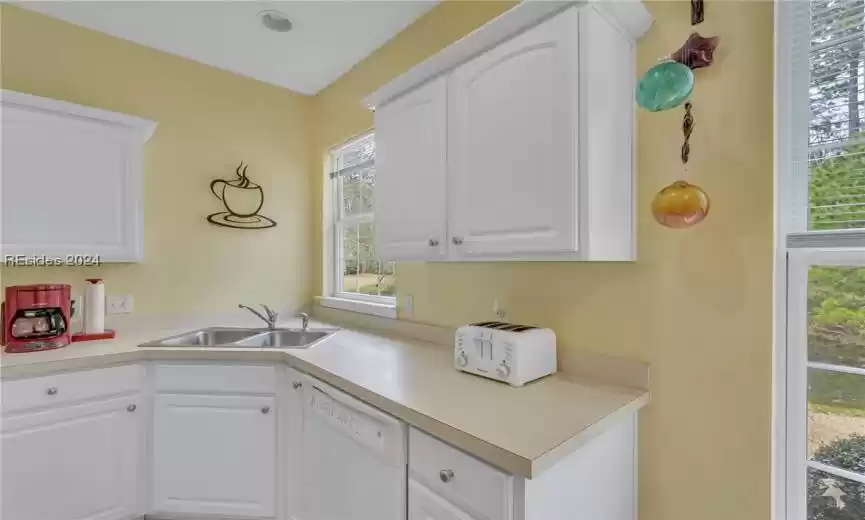 Bluffton, South Carolina 29909, 2 Bedrooms Bedrooms, ,2 BathroomsBathrooms,Residential,For Sale,442197