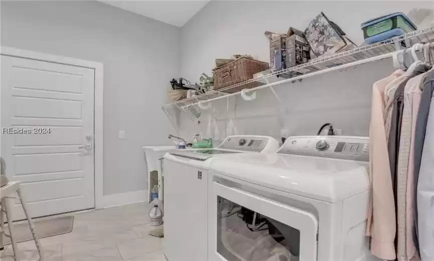 Hilton Head Island, South Carolina 29926, 3 Bedrooms Bedrooms, ,2 BathroomsBathrooms,Residential,For Sale,442755