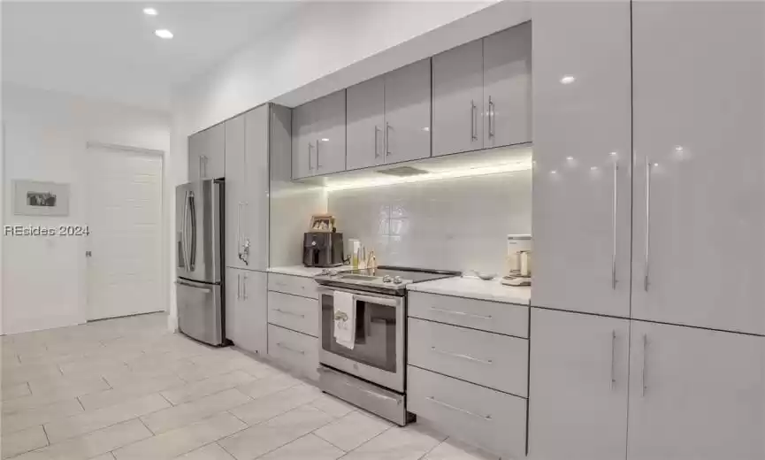 Hilton Head Island, South Carolina 29926, 3 Bedrooms Bedrooms, ,2 BathroomsBathrooms,Residential,For Sale,442755