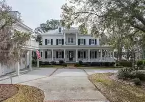 Bluffton, South Carolina 29909, 4 Bedrooms Bedrooms, ,5 BathroomsBathrooms,Residential,For Sale,442709
