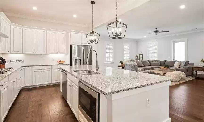 Bluffton, South Carolina 29909, 4 Bedrooms Bedrooms, ,3 BathroomsBathrooms,Residential,For Sale,442583