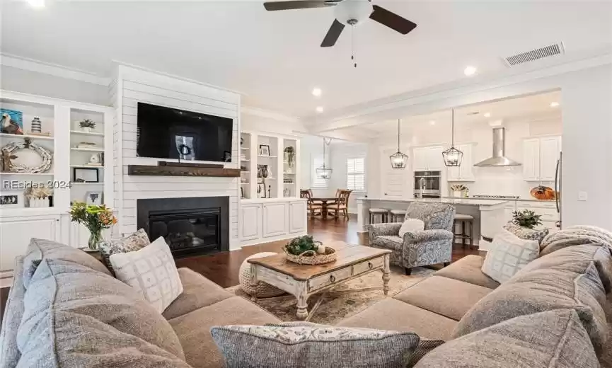 Bluffton, South Carolina 29909, 4 Bedrooms Bedrooms, ,3 BathroomsBathrooms,Residential,For Sale,442583