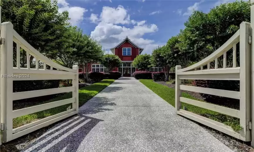 Bluffton, South Carolina 29909, 4 Bedrooms Bedrooms, ,3 BathroomsBathrooms,Residential,For Sale,442583