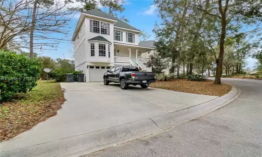 Hilton Head Island, South Carolina 29926, 4 Bedrooms Bedrooms, ,3 BathroomsBathrooms,Residential,For Sale,442523