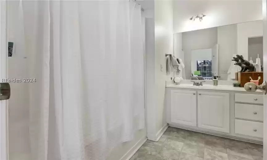 Hilton Head Island, South Carolina 29926, 4 Bedrooms Bedrooms, ,3 BathroomsBathrooms,Residential,For Sale,442523