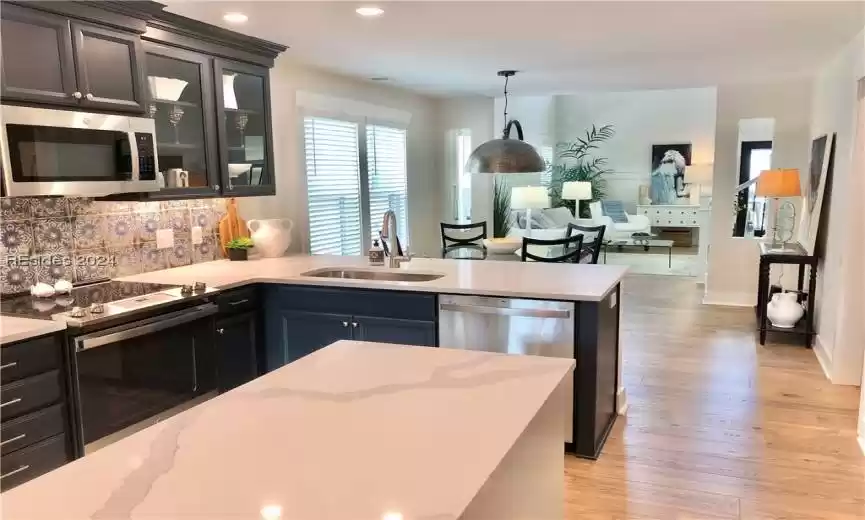 Hilton Head Island, South Carolina 29926, 4 Bedrooms Bedrooms, ,3 BathroomsBathrooms,Residential,For Sale,442761