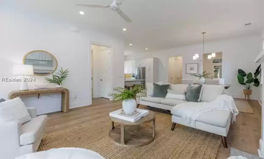 Beaufort, South Carolina 29907, 2 Bedrooms Bedrooms, ,2 BathroomsBathrooms,Residential,For Sale,442804